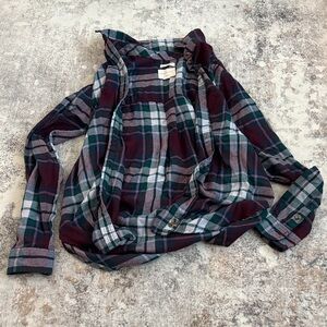 American Eagle Outfitters Plaid Button-Down Shirt - Burgundy and Green